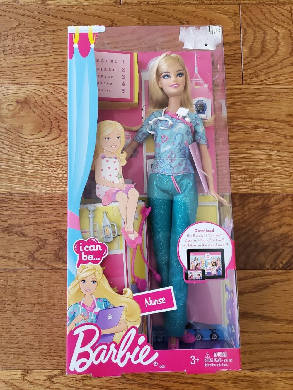 2011 Barbie I Can Be... Nurse W3737